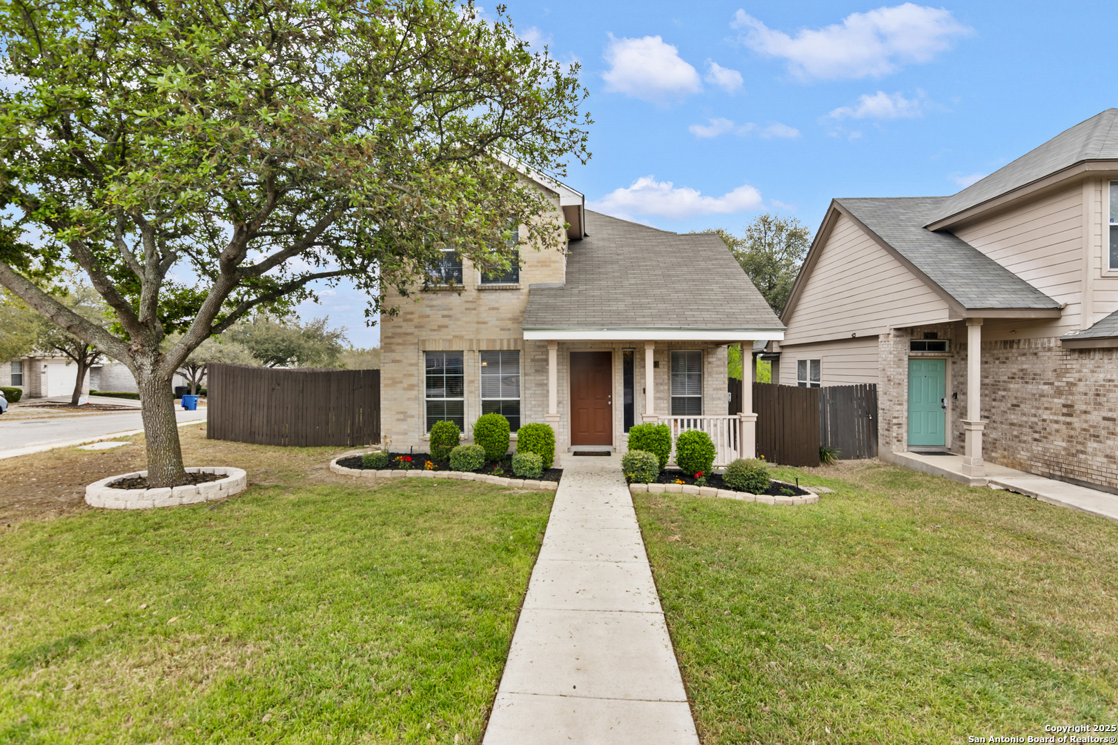 7903 Woodchase