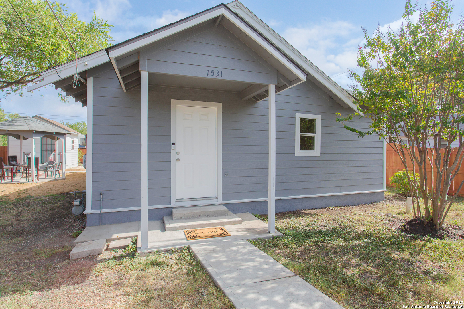 1531 Burnet