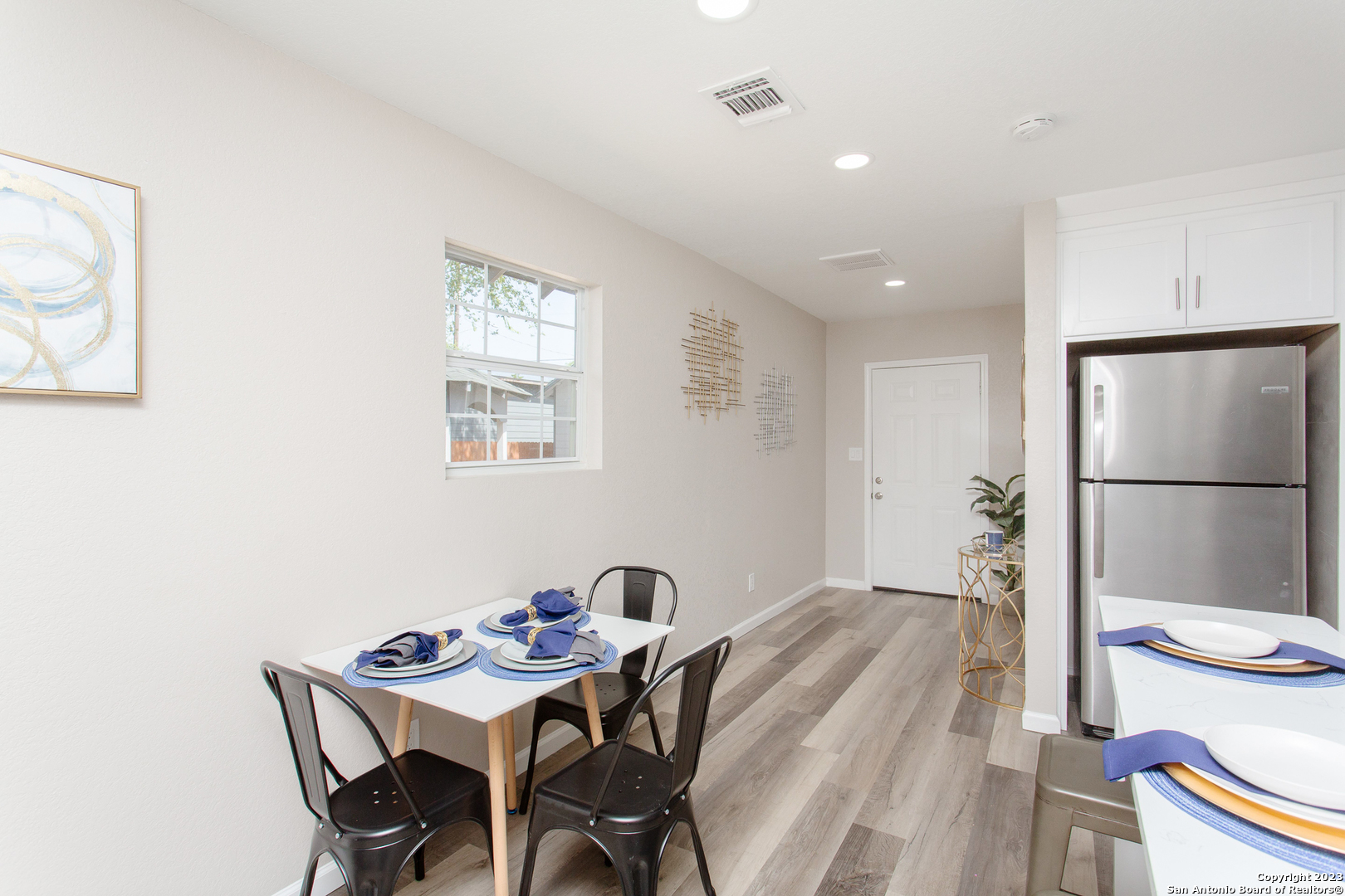 1531 Burnet