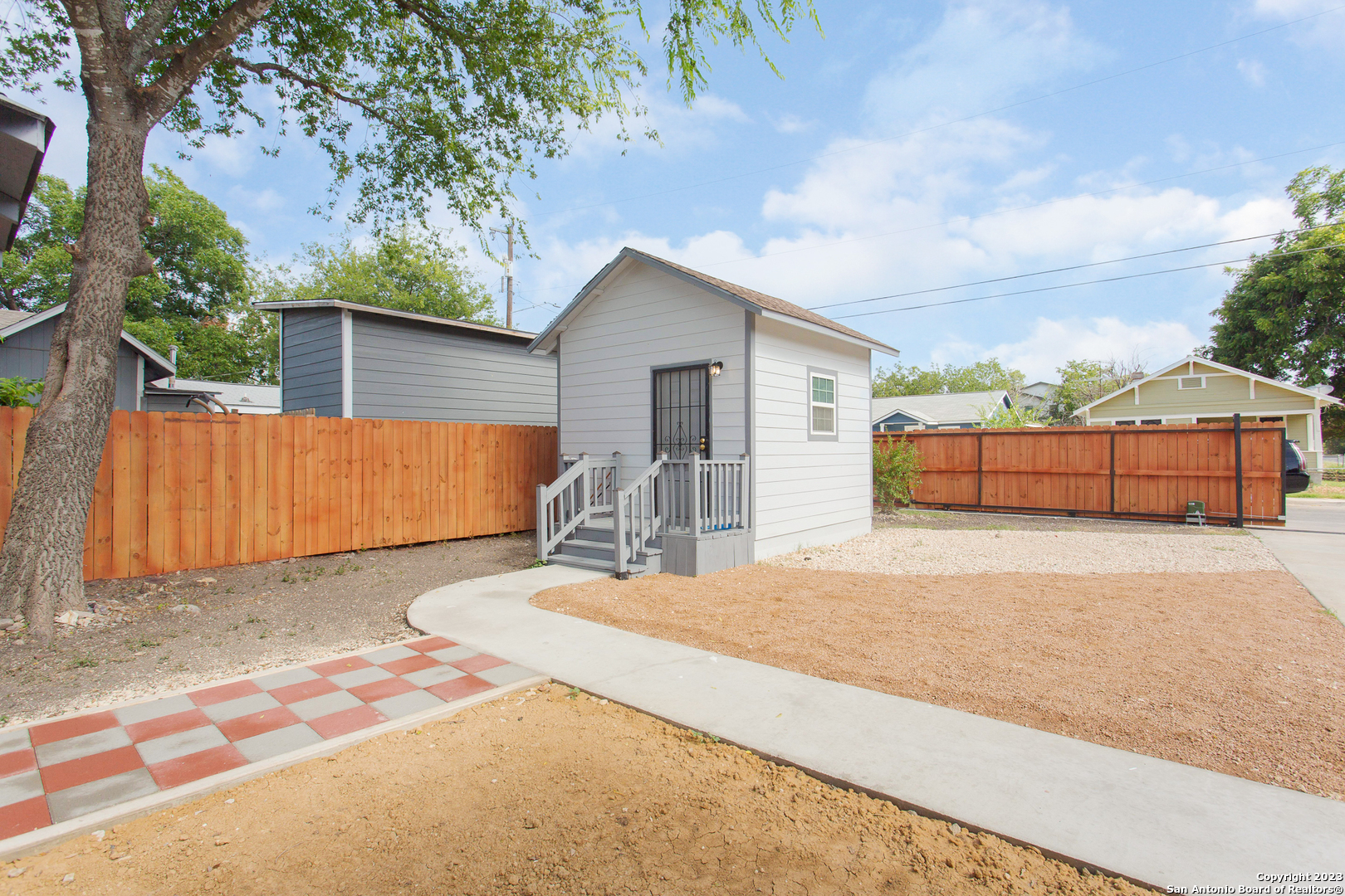 1531 Burnet