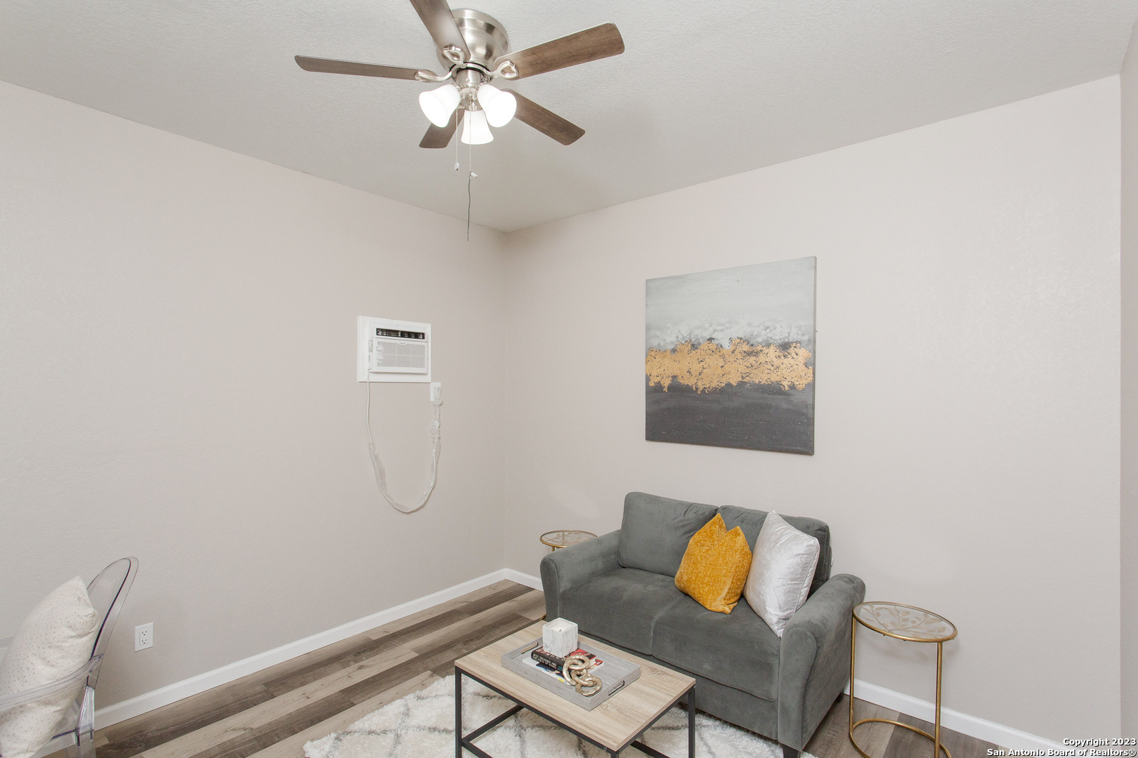 1531 Burnet