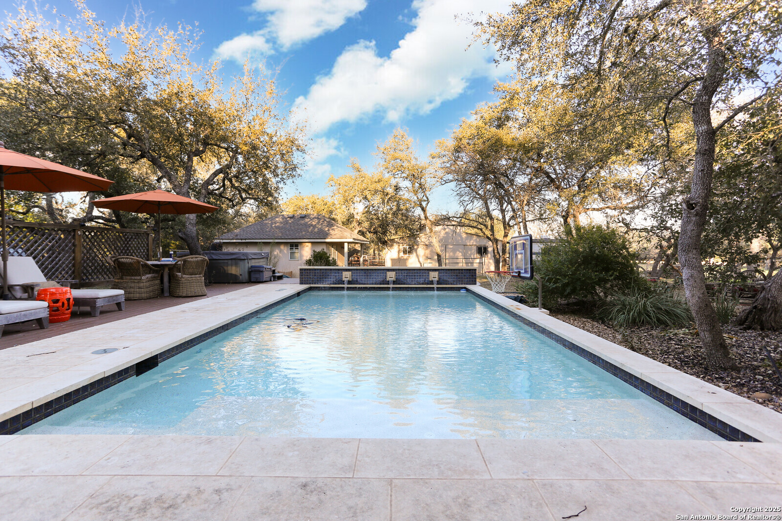 136 FALLING WATER DR
