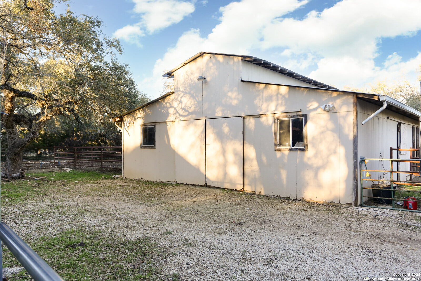 136 FALLING WATER DR