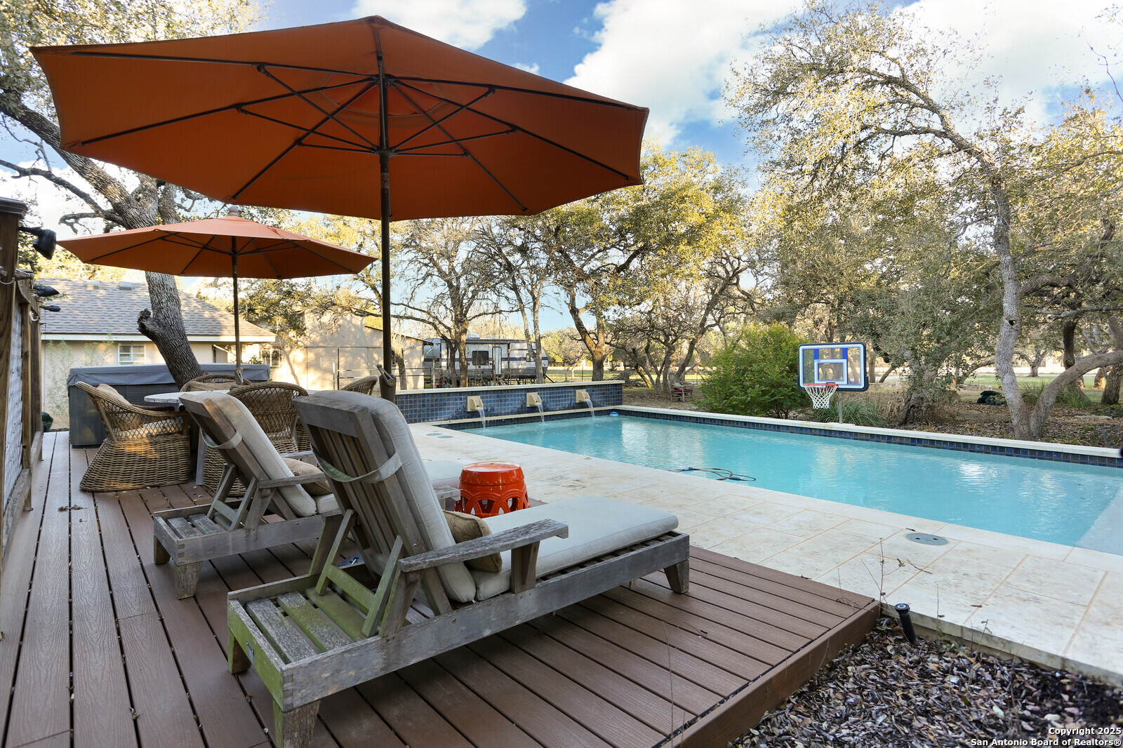 136 FALLING WATER DR