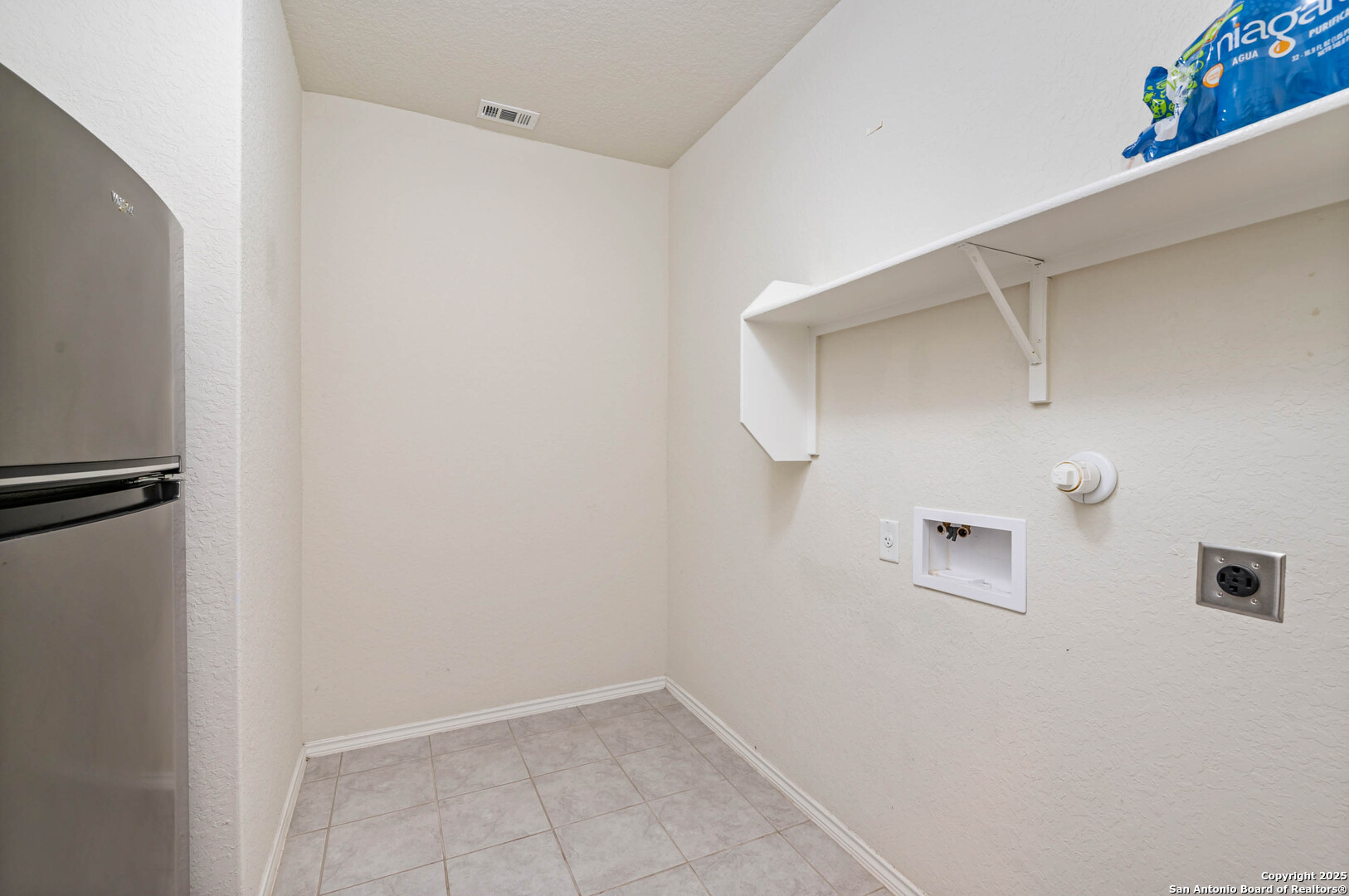 7623 Pecos Ridge