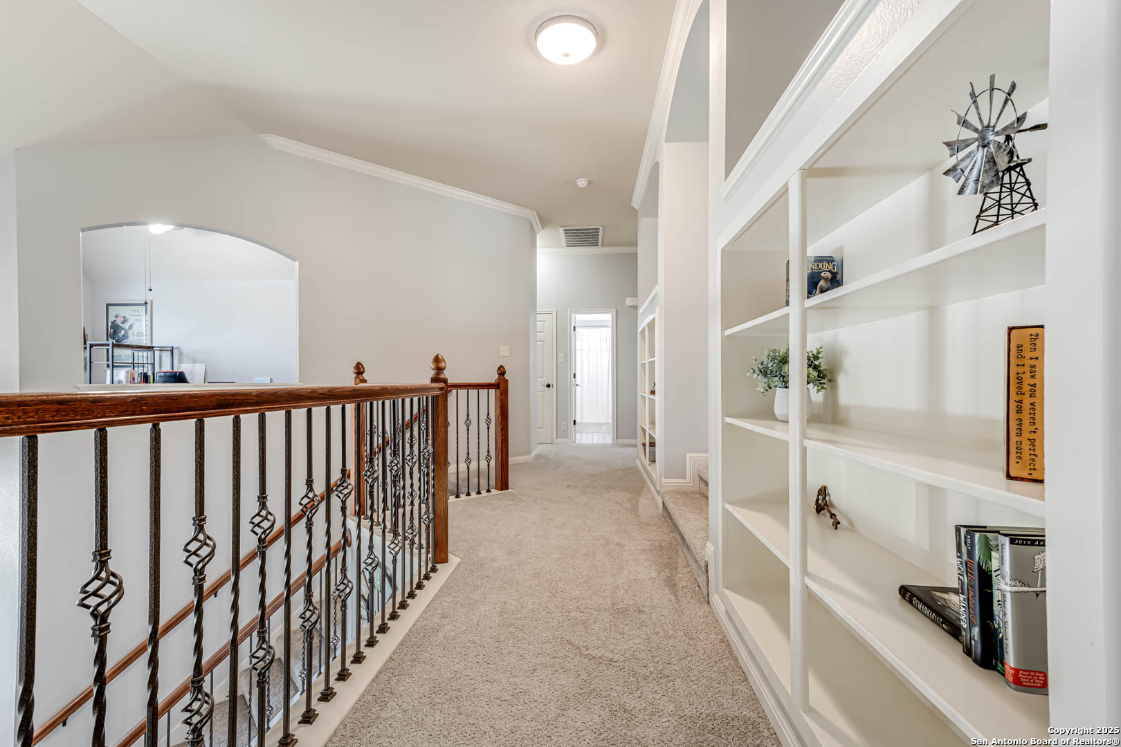 9010 Woodland Trace