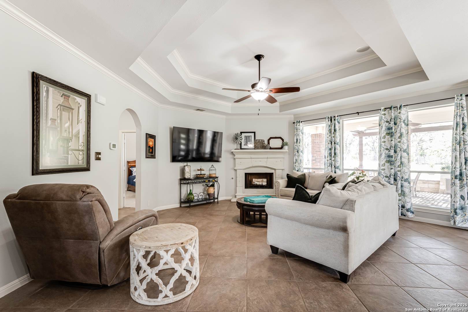 9010 Woodland Trace