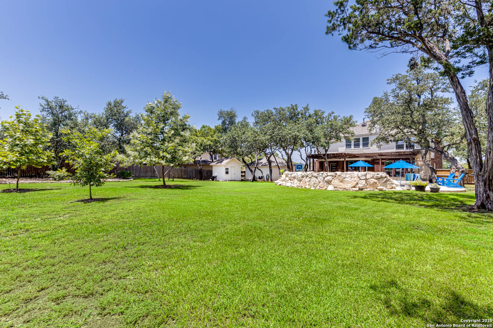 9010 Woodland Trace