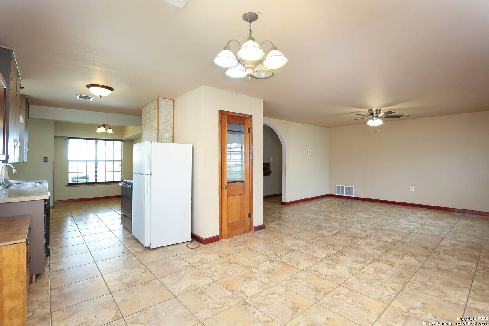 10705 N State Hwy 16