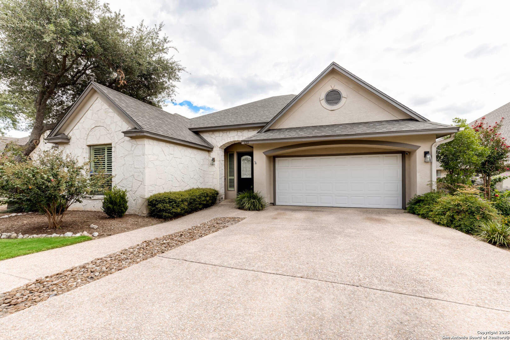 122 Garden Trace