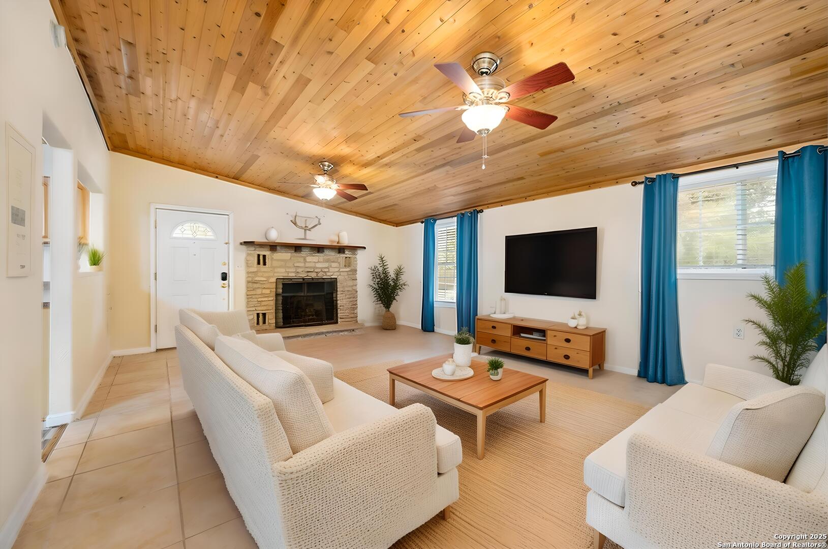 8715 Buckskin Dr.
