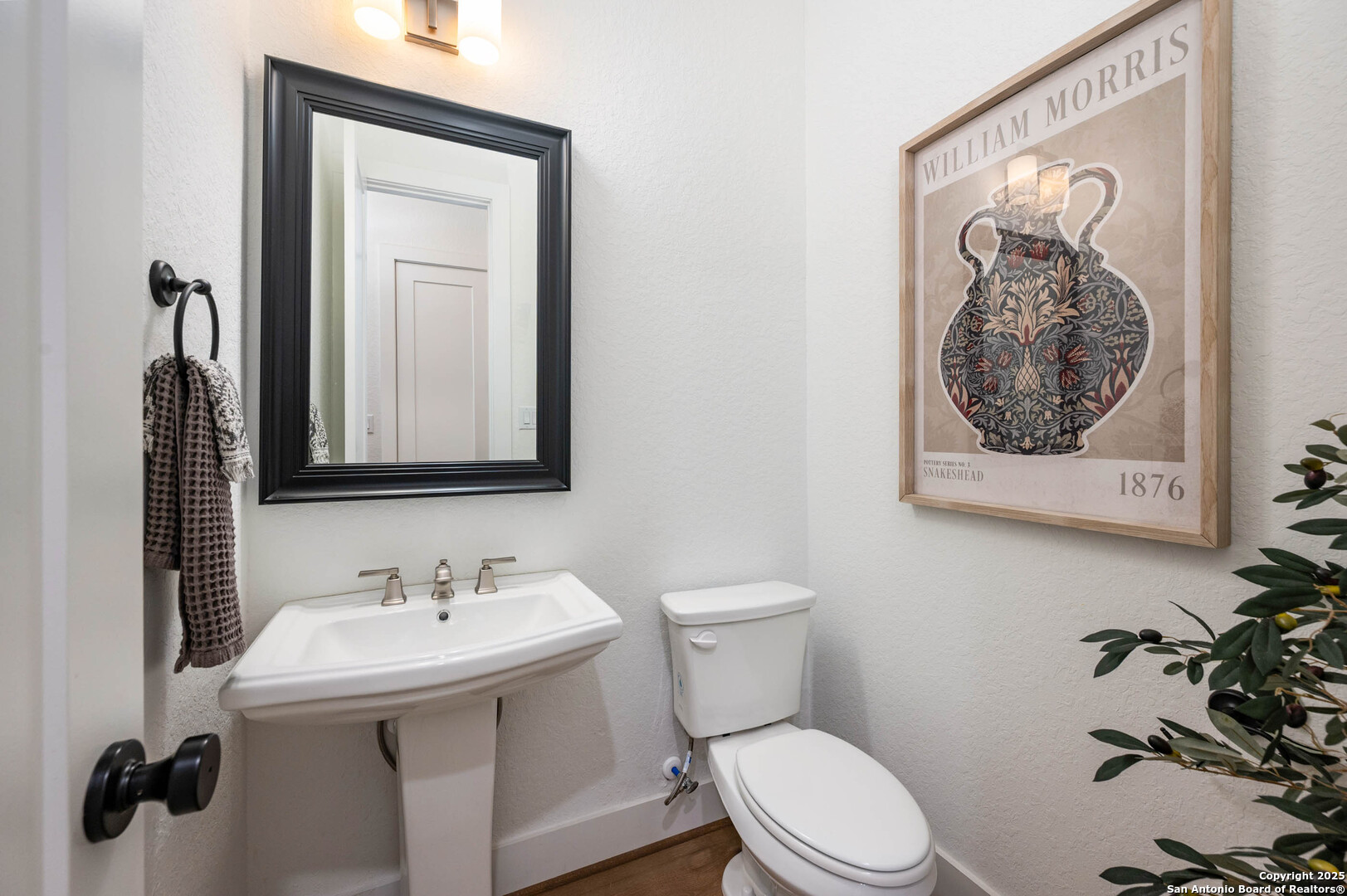 10039 Sarah Place