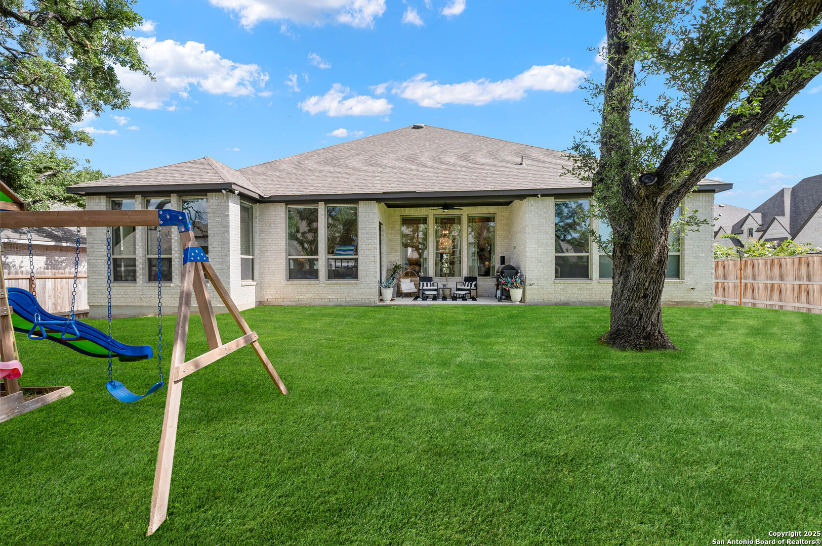 10039 Sarah Place