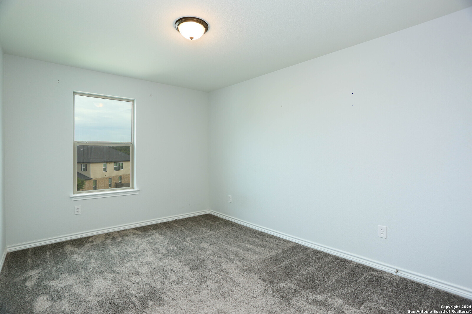 11243 Hill Top Loop