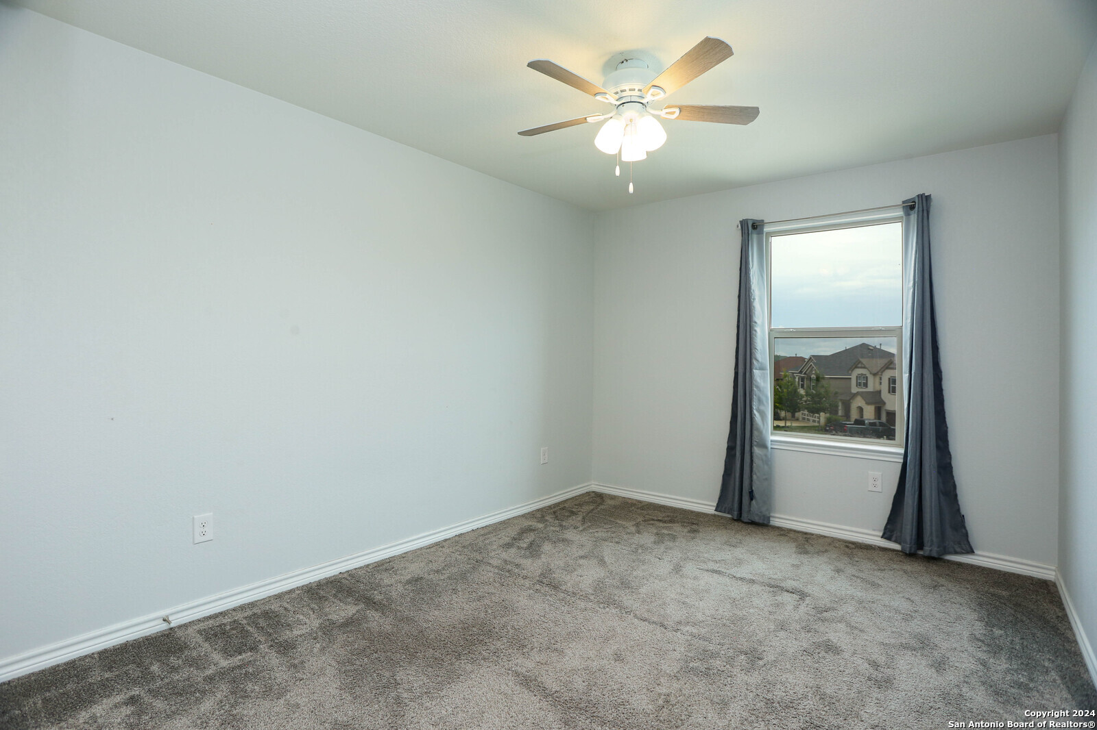 11243 Hill Top Loop