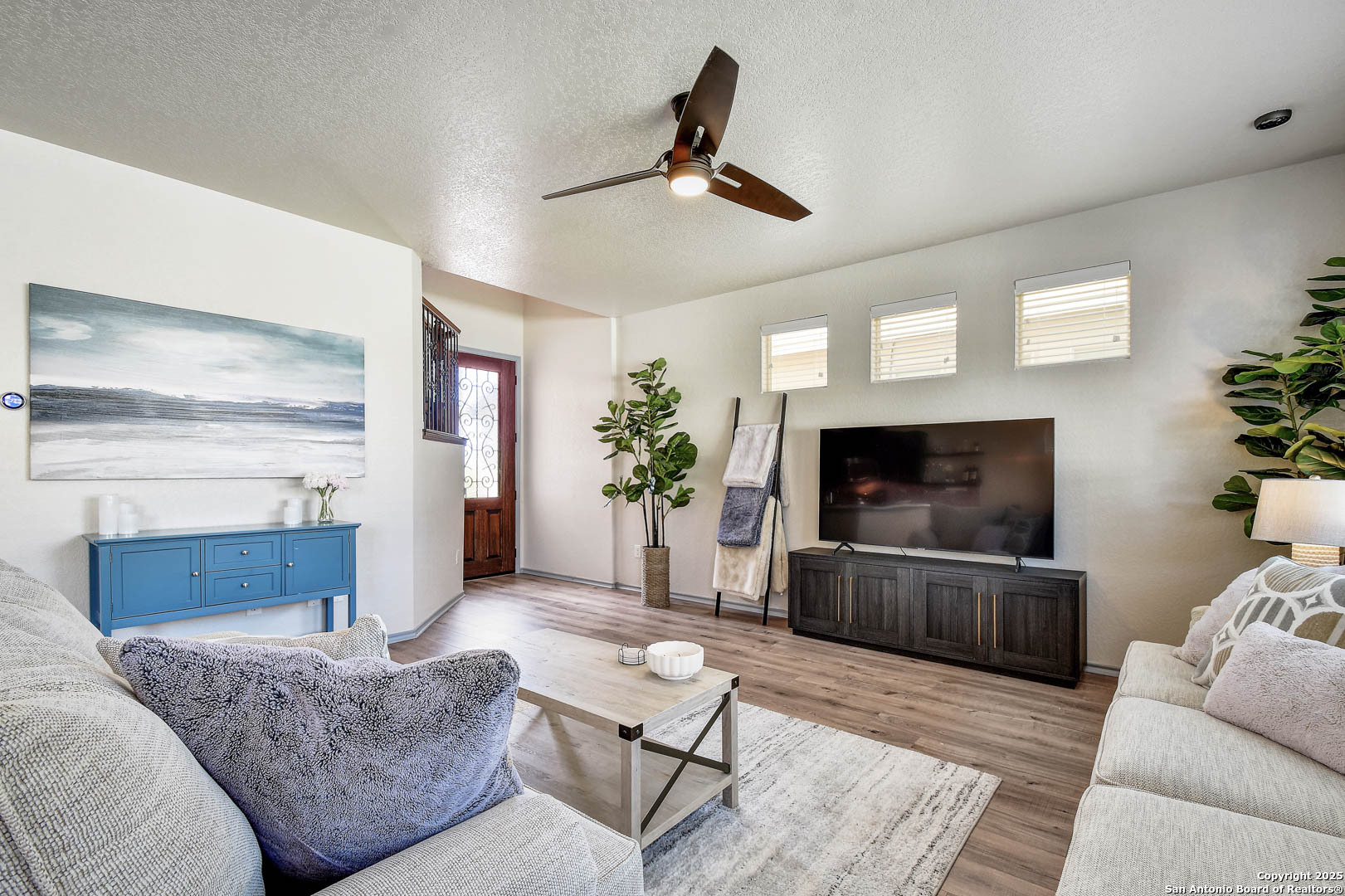 1407 Nicholas Manor