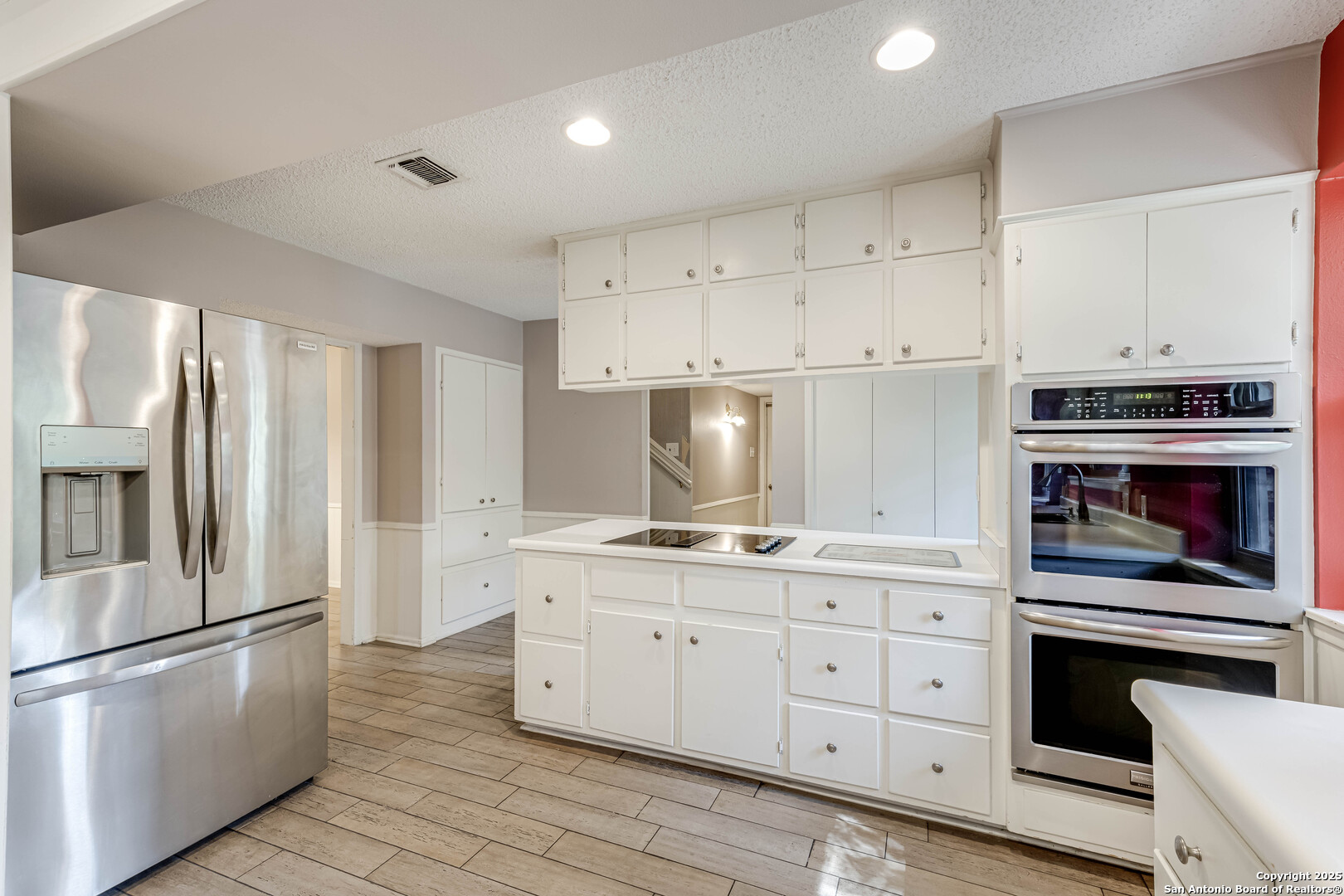 14006 Golden Woods