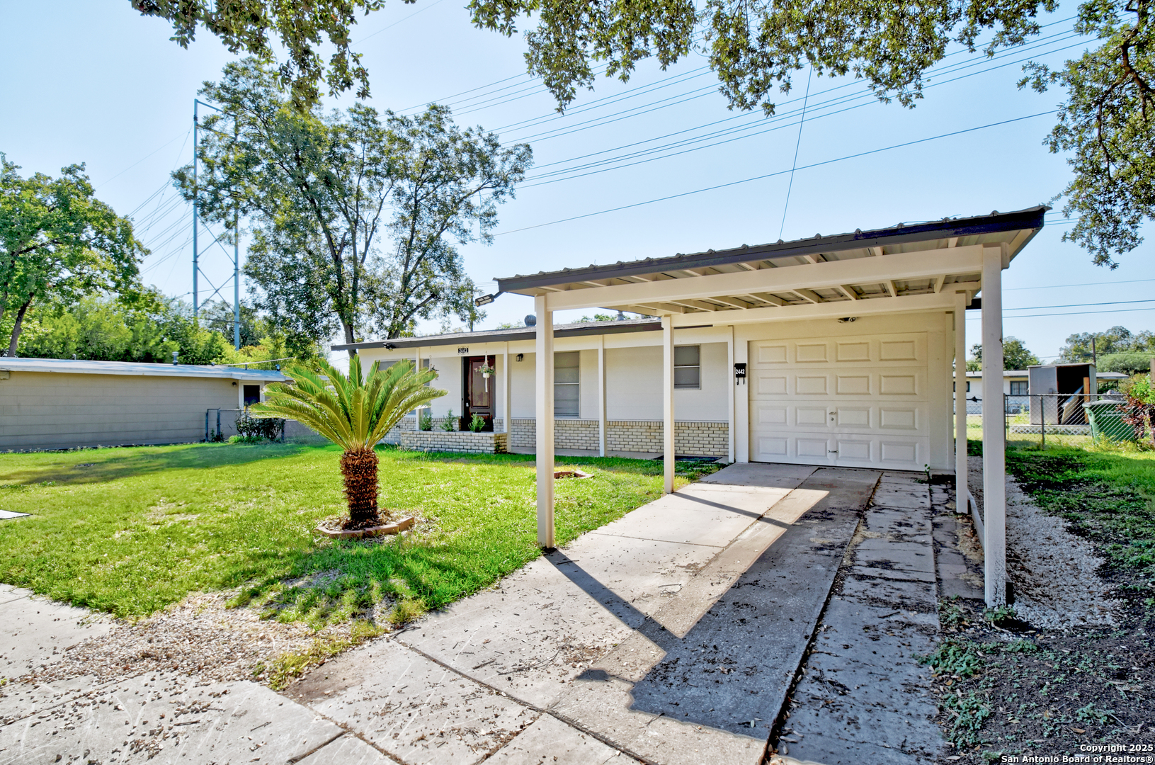 2442 ELAND DR
