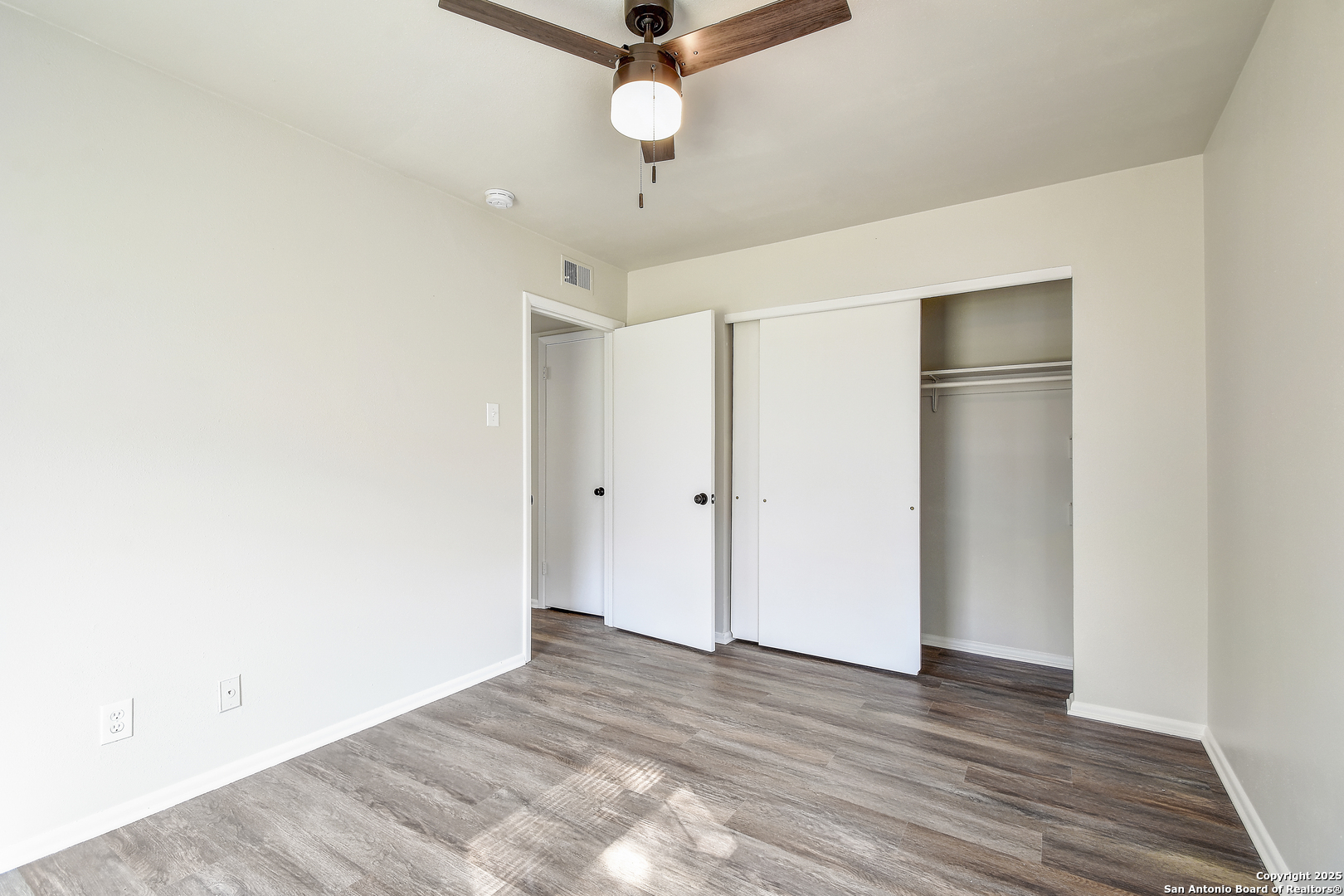 2442 ELAND DR