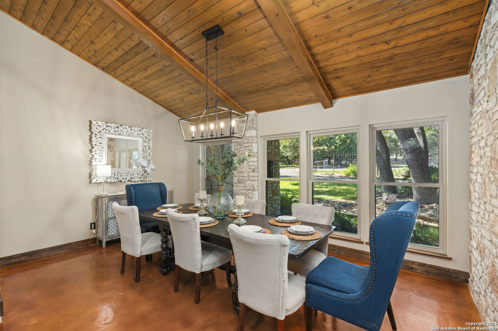 8707 Paisano Pass