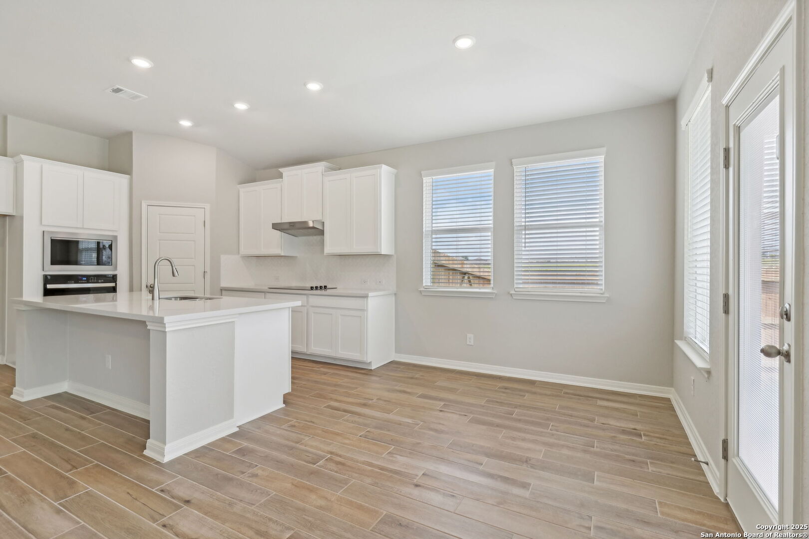 29507 Arrowtooth Blvd