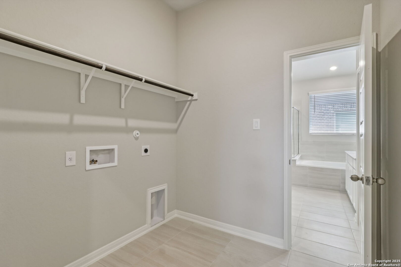 29507 Arrowtooth Blvd