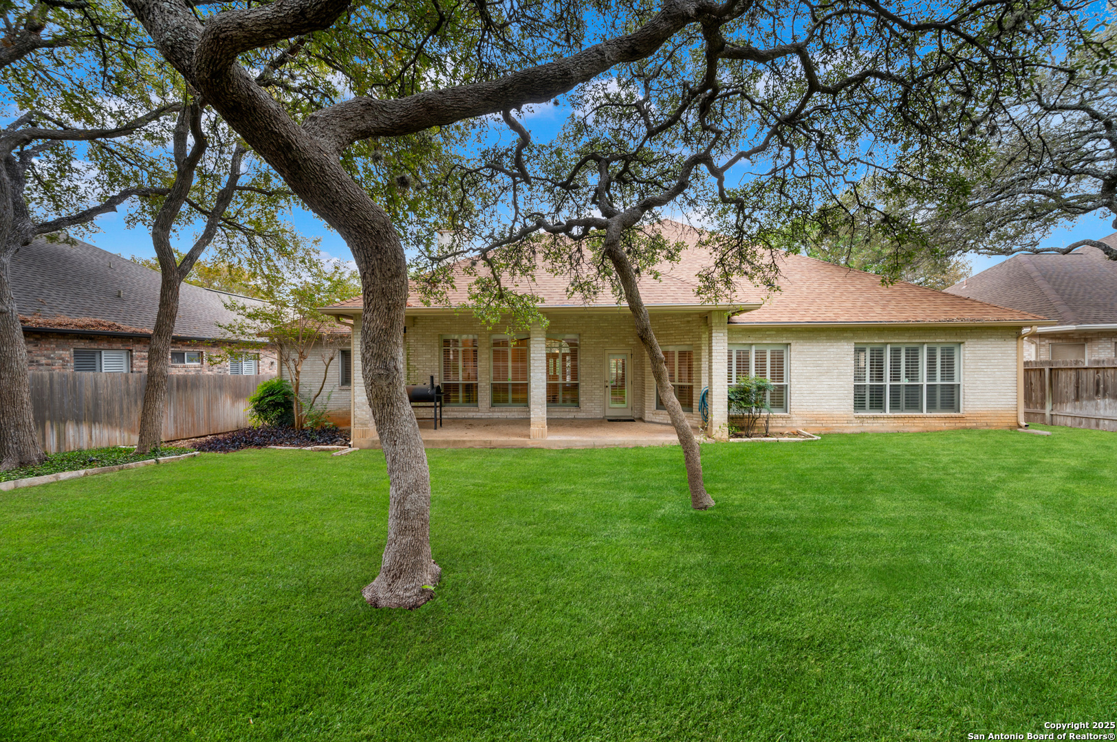 3911 Heights Way