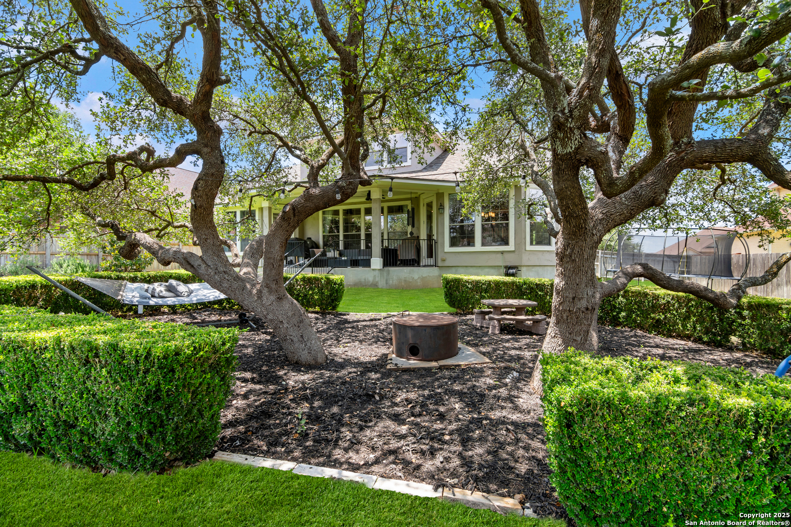 1214 Ashbury Bay