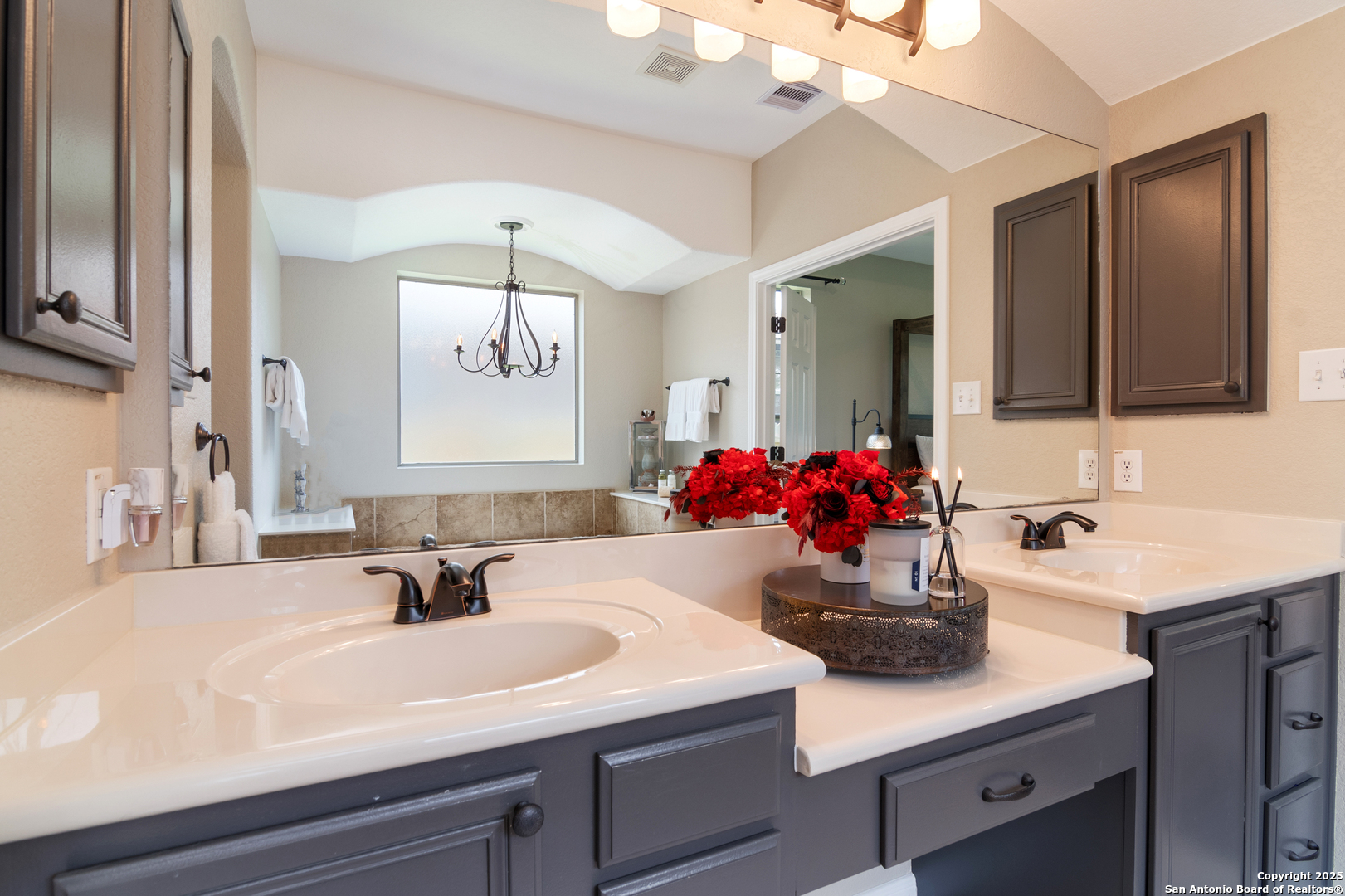 1214 Ashbury Bay
