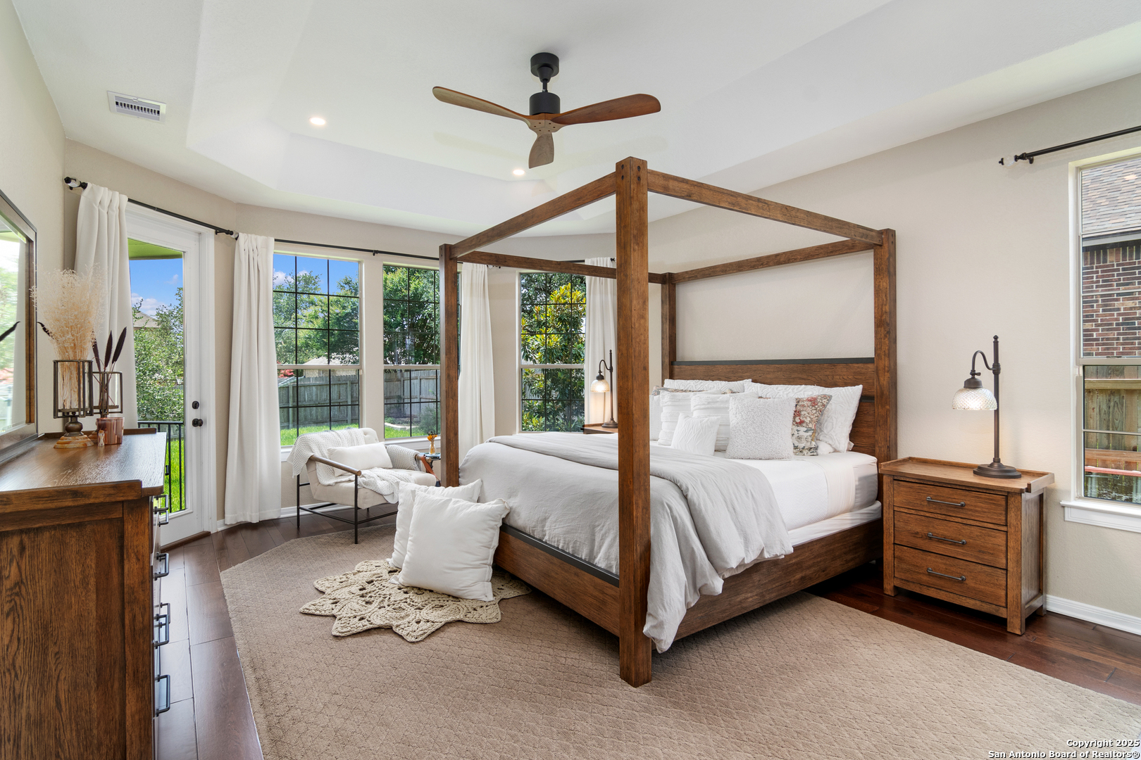 1214 Ashbury Bay