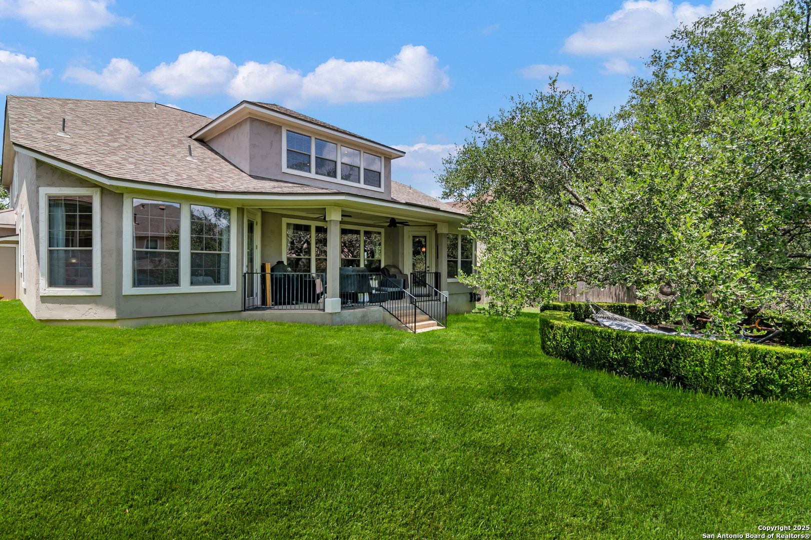 1214 Ashbury Bay