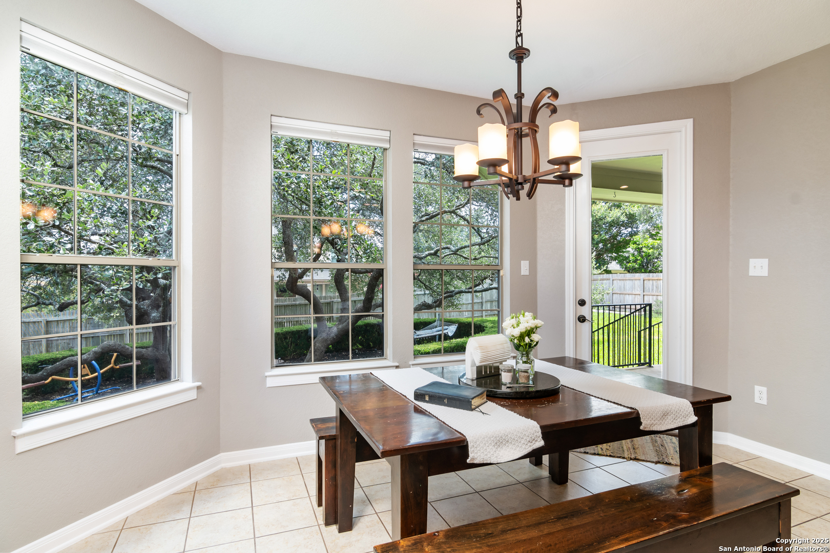 1214 Ashbury Bay