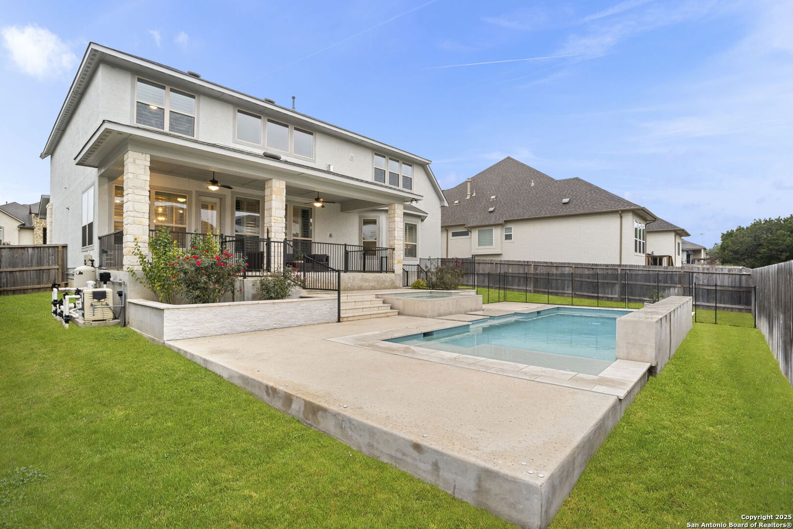 3827 Glenellen