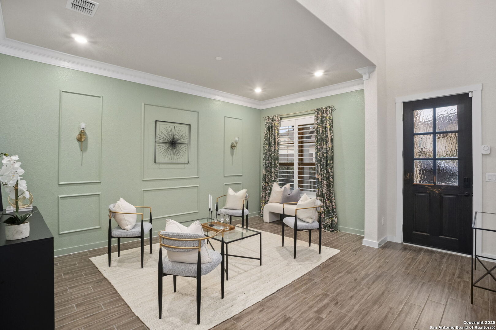 3827 Glenellen