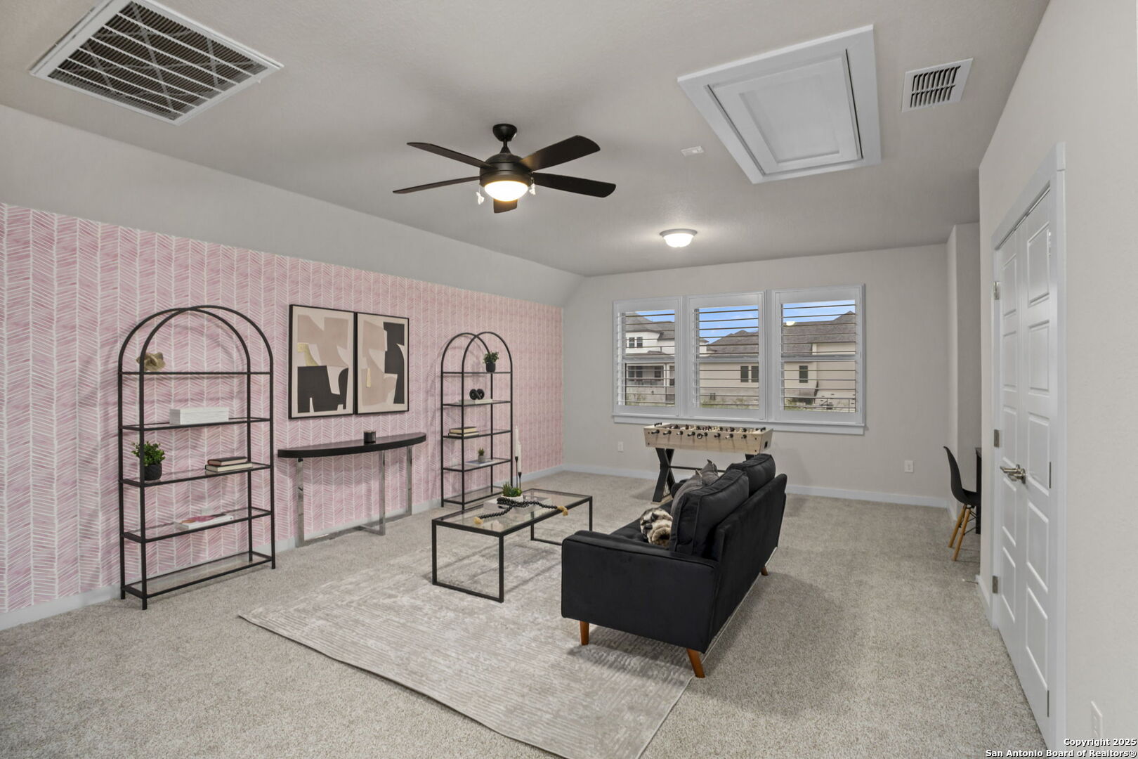 3827 Glenellen