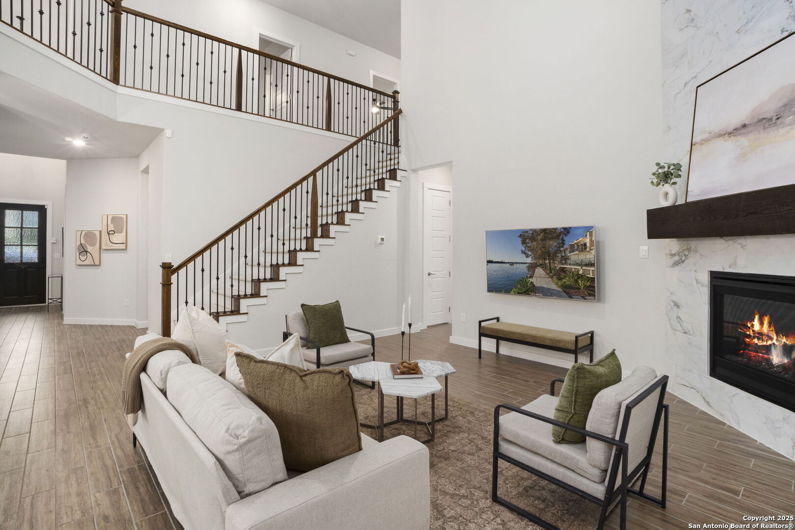 3827 Glenellen
