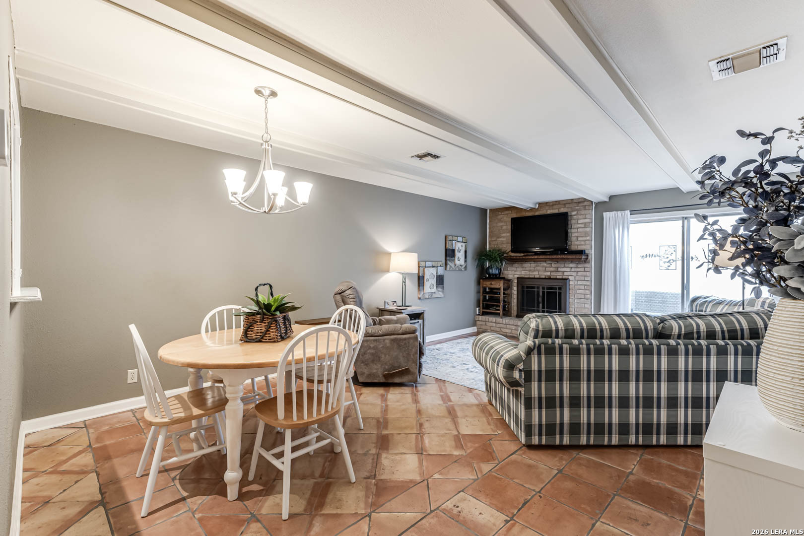 11303 Vance Jackson E3