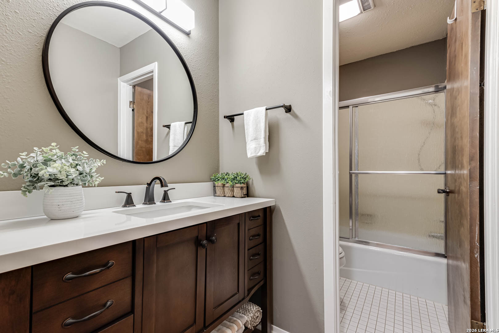 11303 Vance Jackson E3