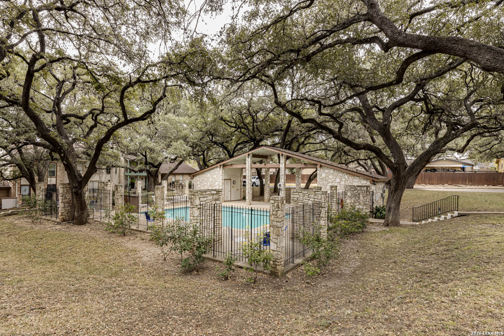 11303 Vance Jackson E3