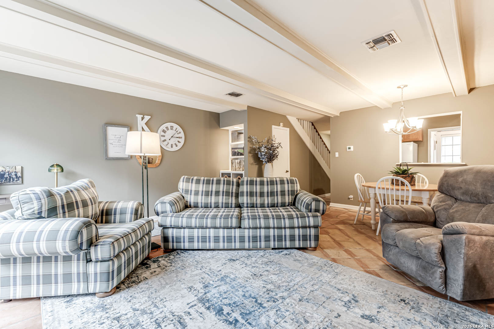 11303 Vance Jackson E3