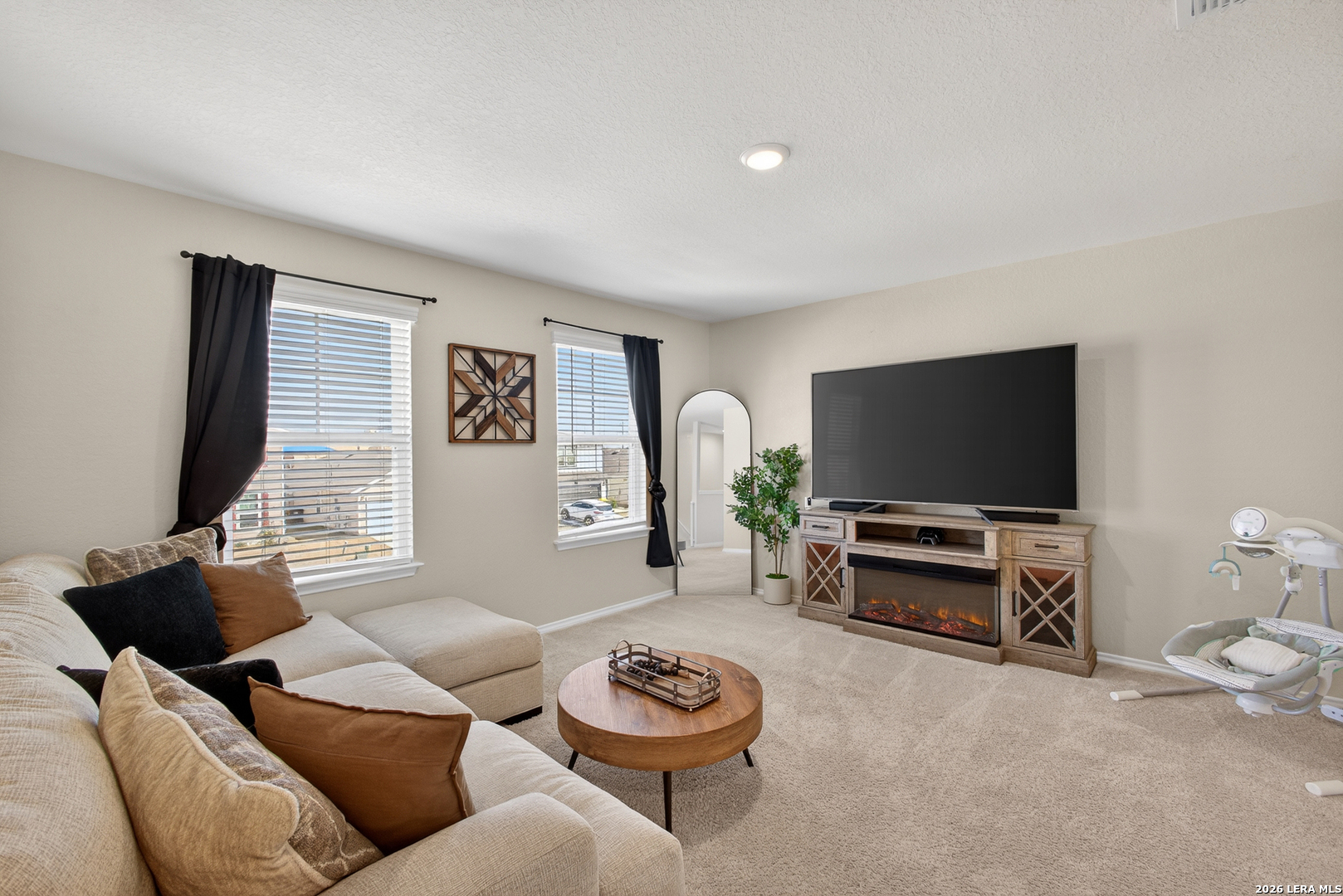 13740 Redtail Landing