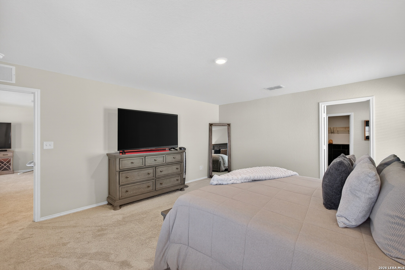 13740 Redtail Landing