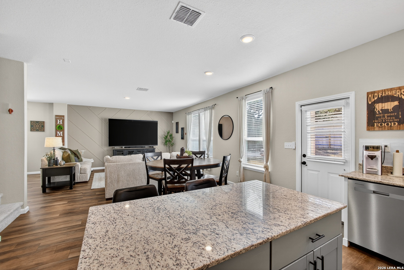 13740 Redtail Landing