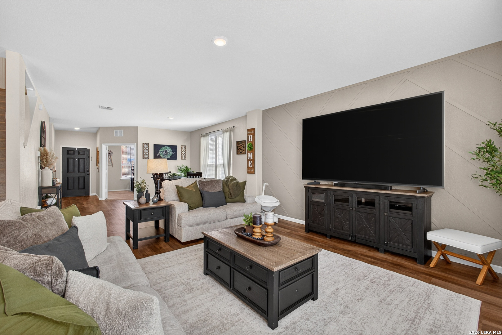 13740 Redtail Landing