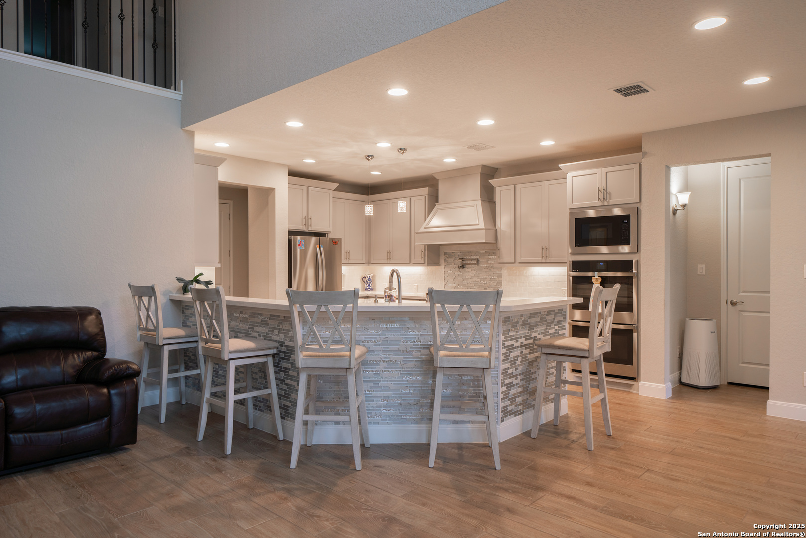 1729 Crystal Bridges