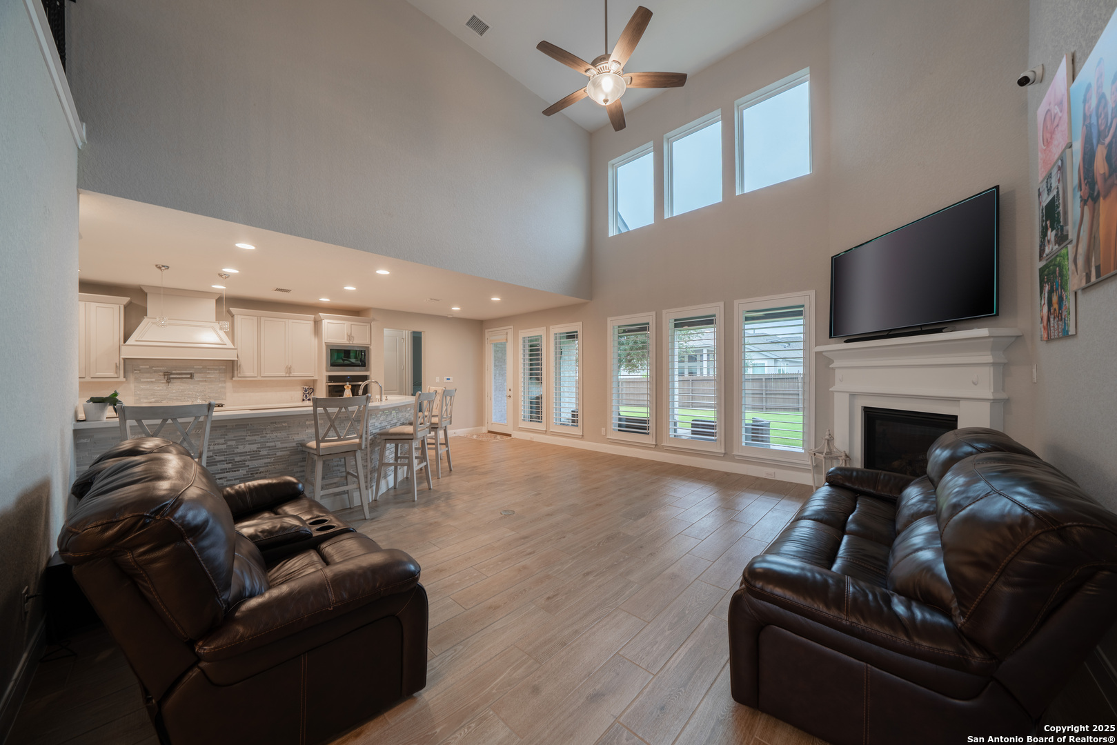 1729 Crystal Bridges