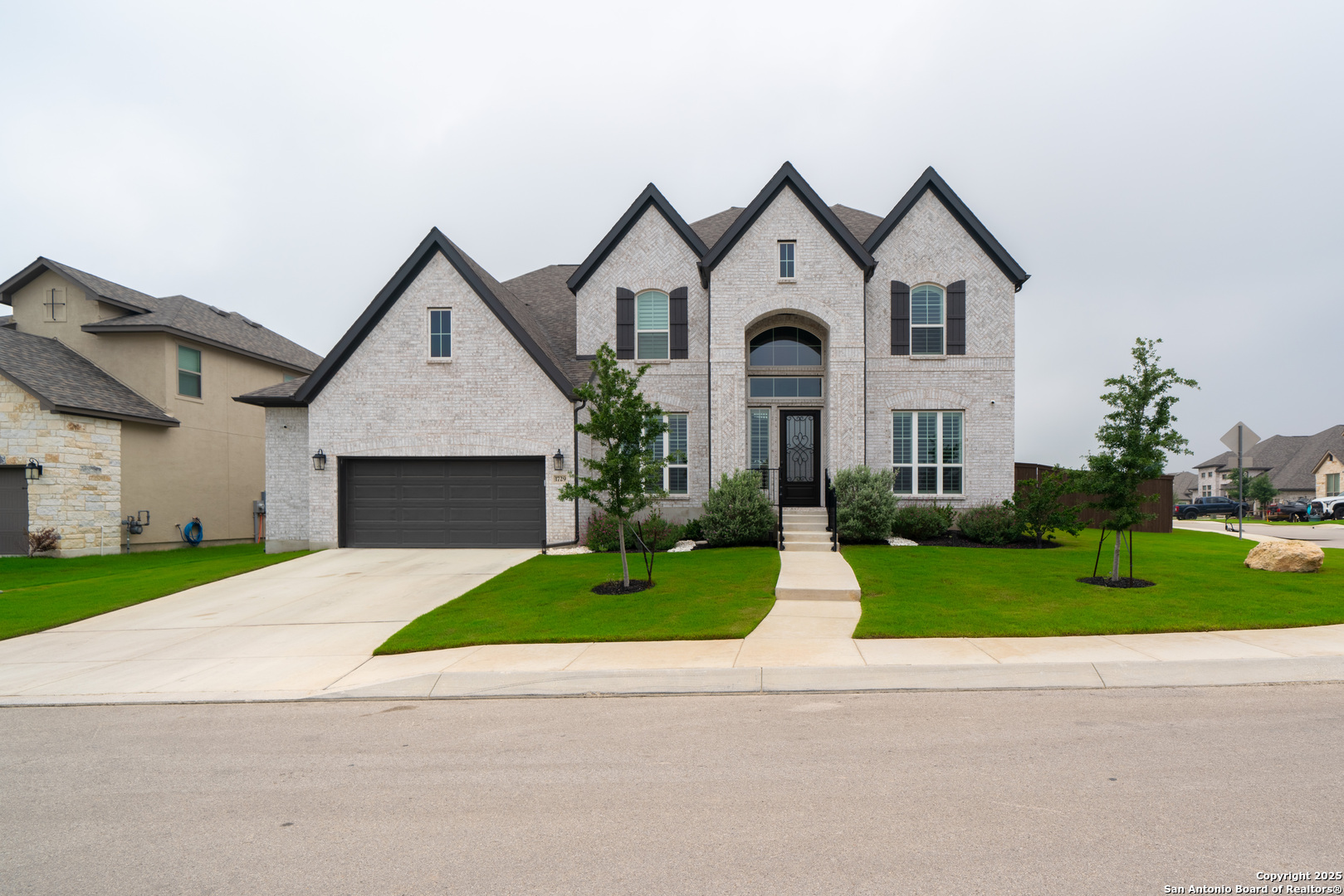 1729 Crystal Bridges