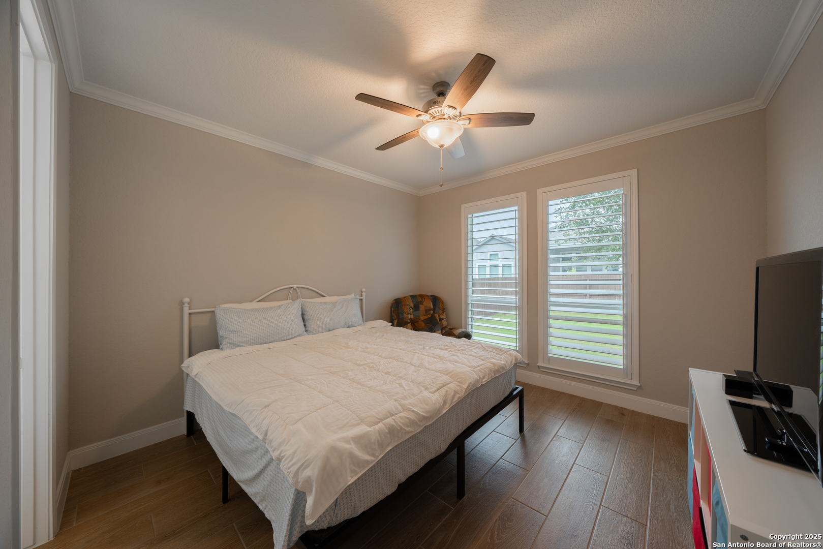 1729 Crystal Bridges