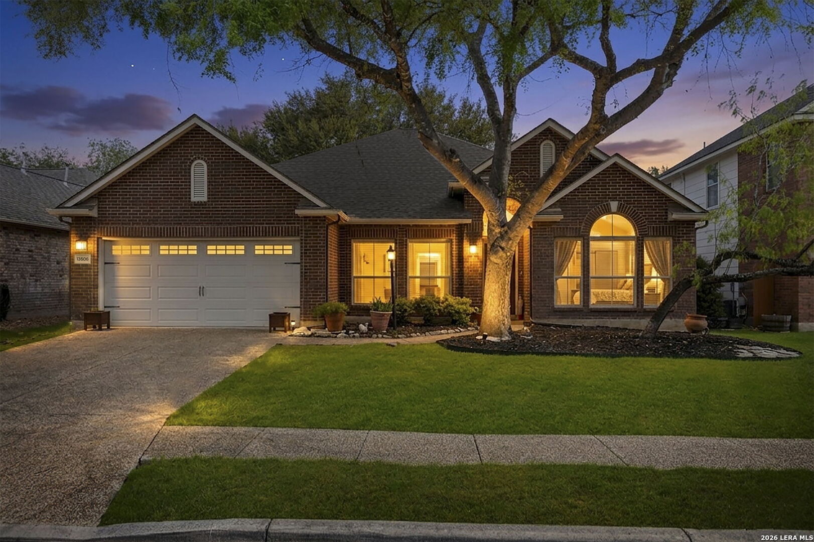 13506 Chamber Oaks