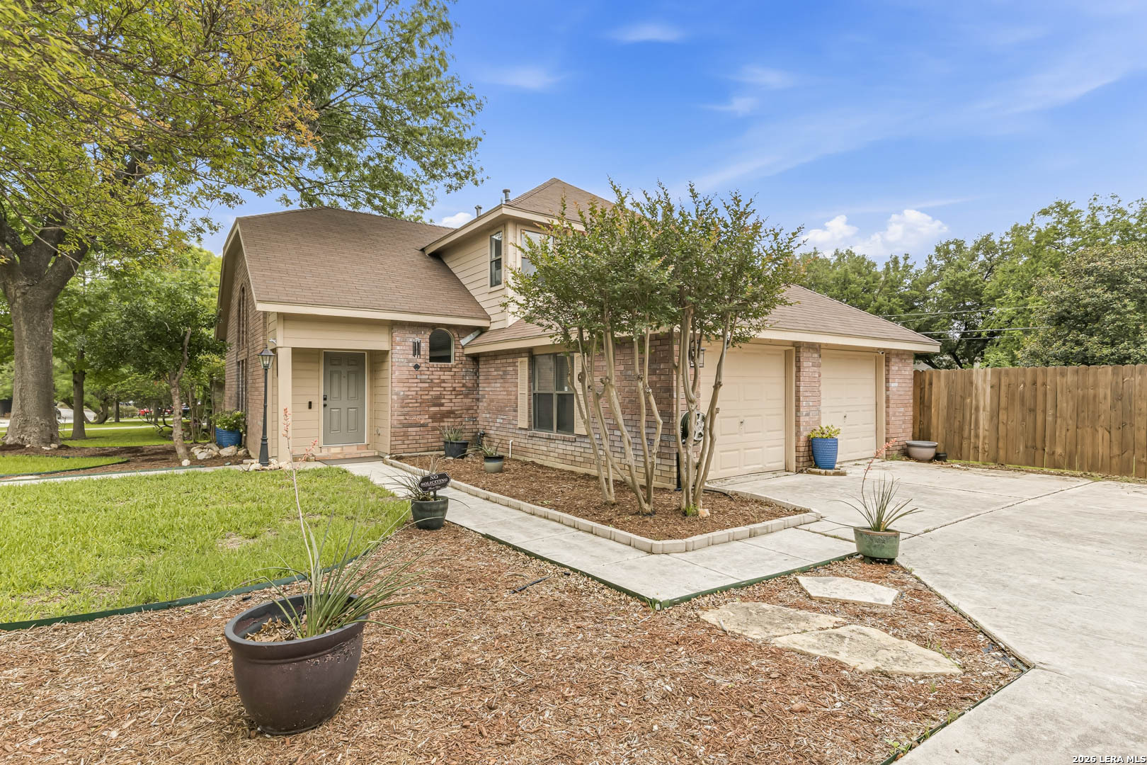 16314 Rough Oak